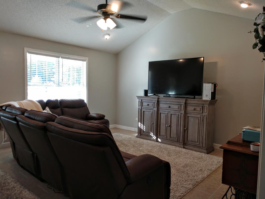 5260 Ridge Street Dalzell, SC 29040 - Photo 7 of 33