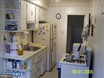 1116 Friendship Street Philadelphia, PA 19111 - Photo 4 of 6 Kitchen