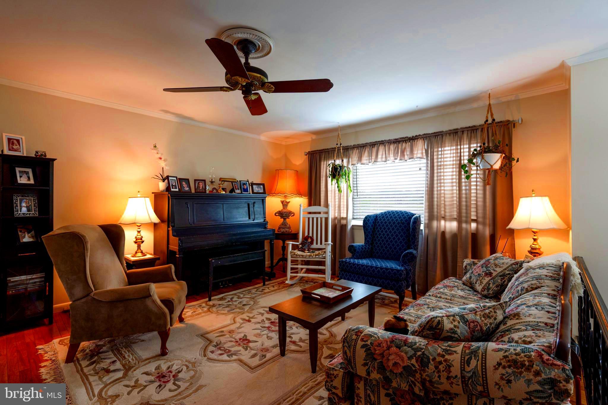 754 Kettle Run Road Marlton, NJ 08053 - Photo 4 of 22 Living Room 1