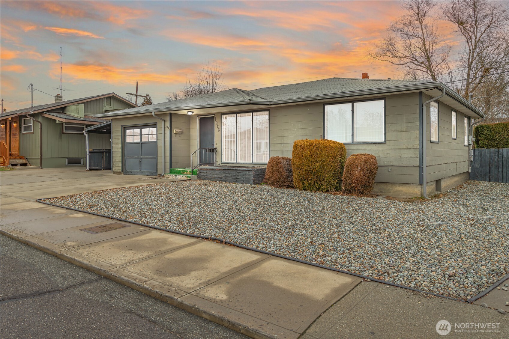 1026 Lindy Street Wenatchee, WA 98801 - Photo 2 of 39