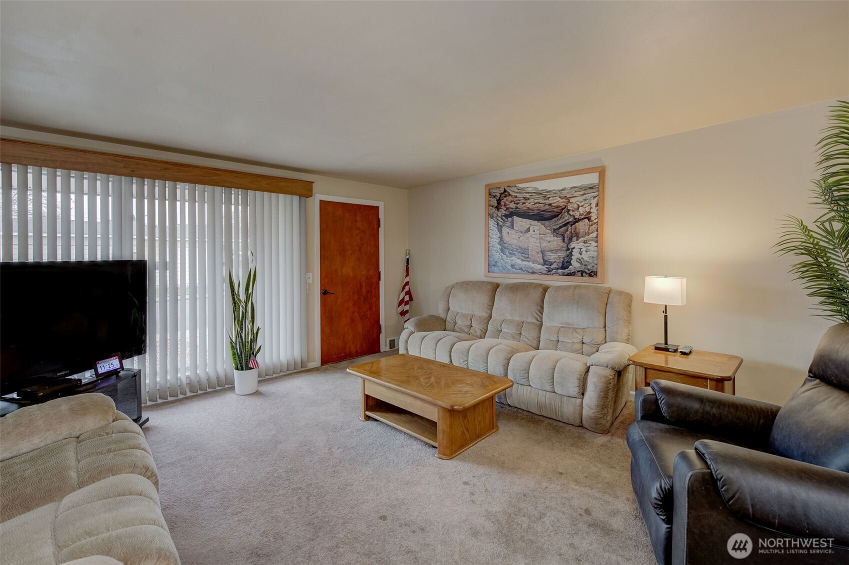 1026 Lindy Street Wenatchee, WA 98801 - Photo 9 of 39