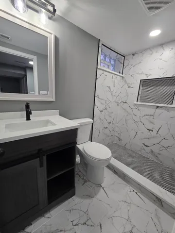 $250,000 | 2100 West 2nd Avenue, Gary, IN 46404