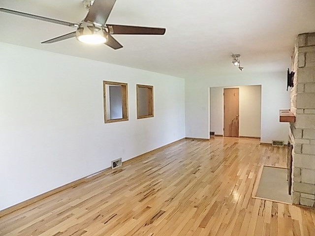 2707 Everette Road Ottawa, IL 61350 - Photo 4 of 11