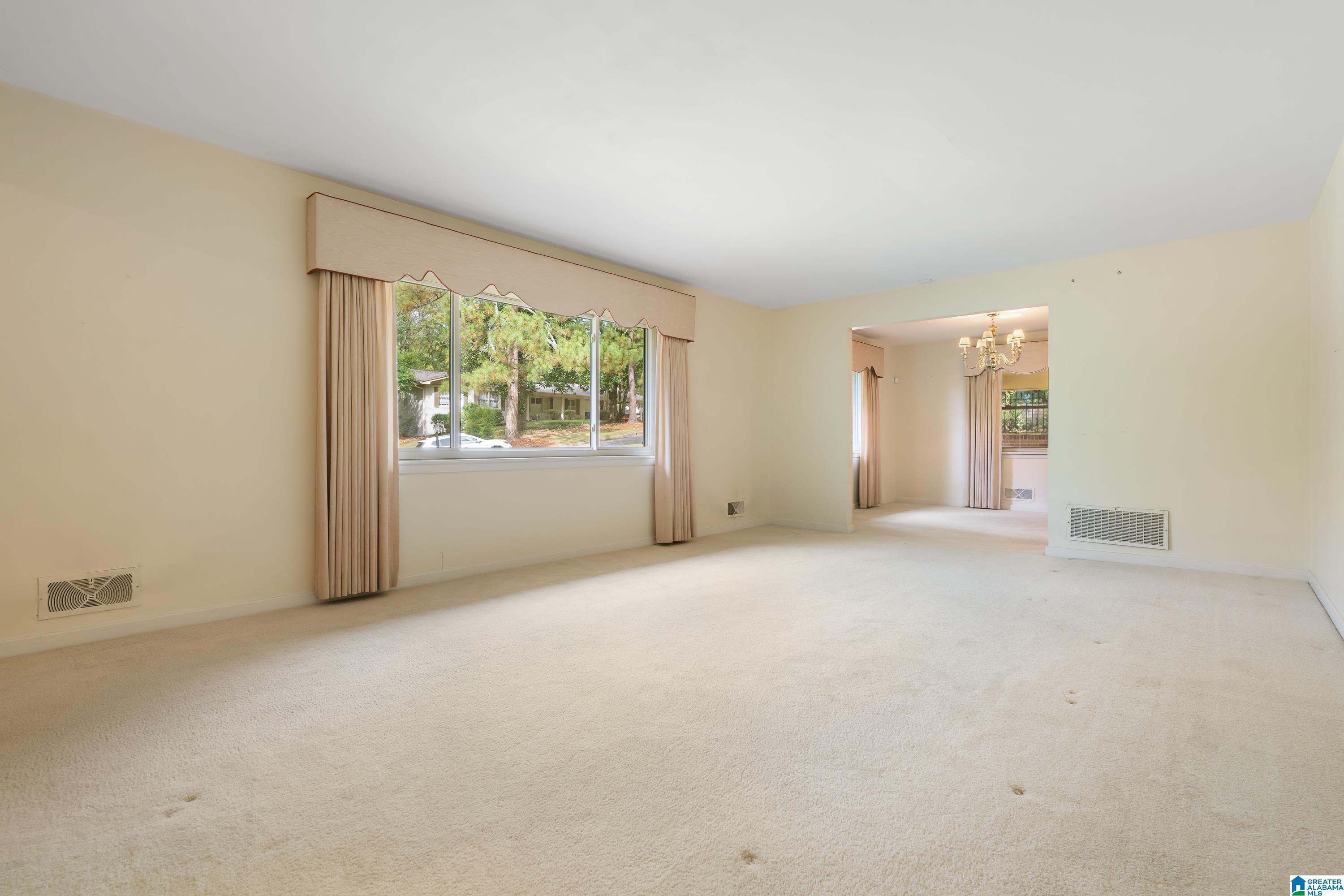 4601 Linwood Drive Birmingham, AL 35222 - Photo 5 of 27