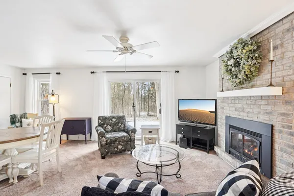 $399,900 | W10892 County Road V, Lodi, WI 53555