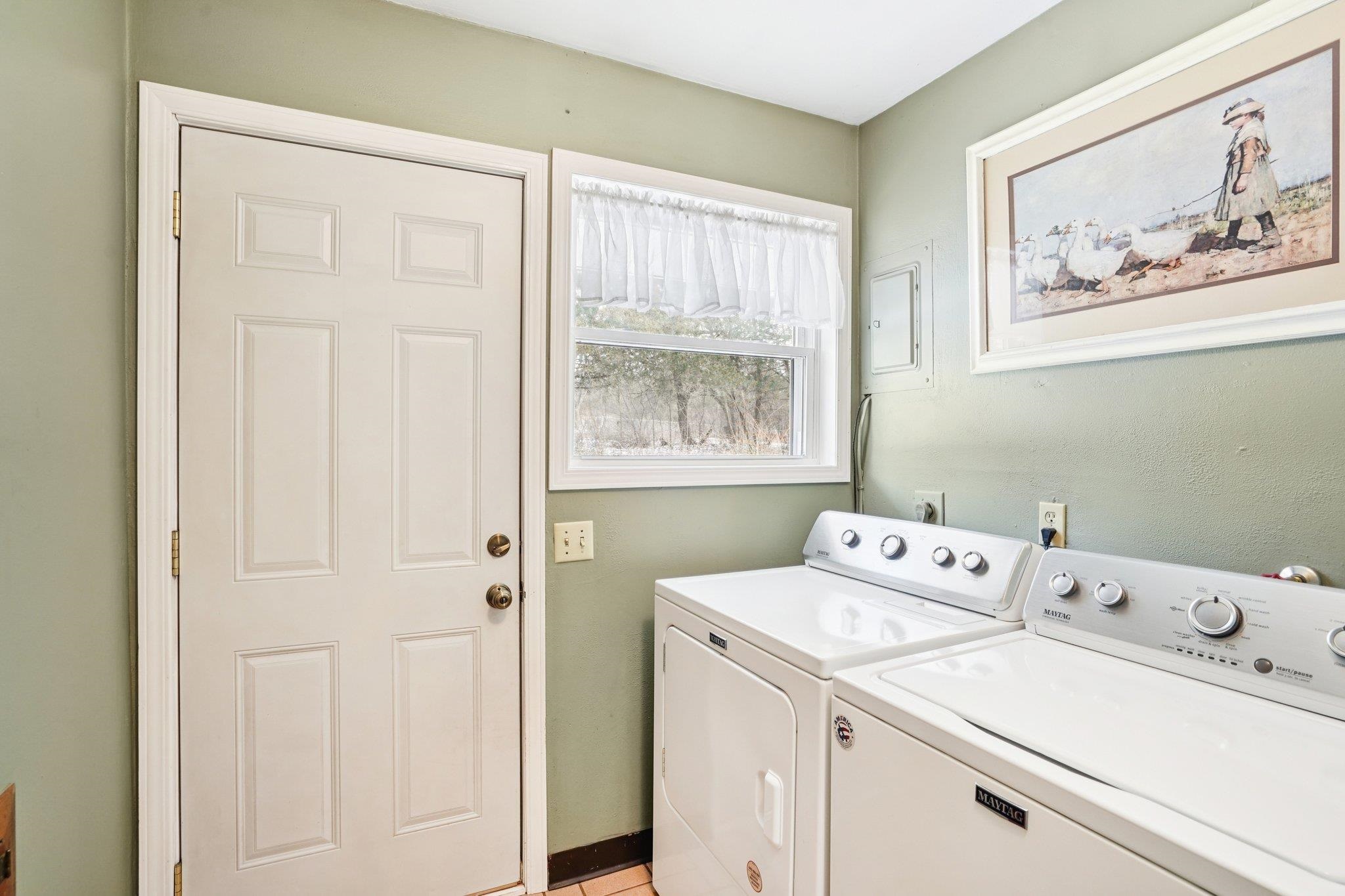 W10892 County Road V Lodi, WI 53555 - Photo 31 of 60