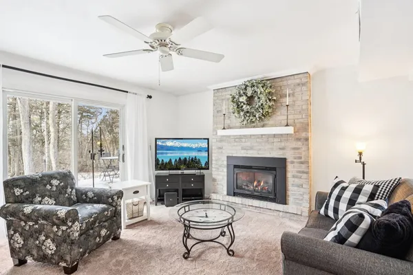 $399,900 | W10892 County Road V, Lodi, WI 53555