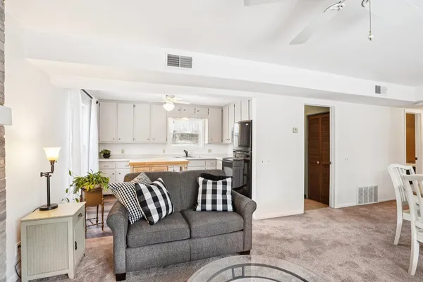 $399,900 | W10892 County Road V, Lodi, WI 53555