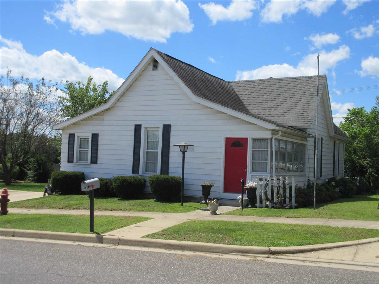 819 R Street Bedford, IN 47421 - Photo 22 of 22 Gallery Image 22