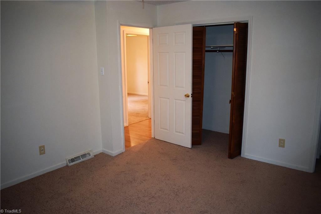 3216 Green Tree Road Thomasville, NC 27360 - Photo 10 of 16 Gallery Image 10
