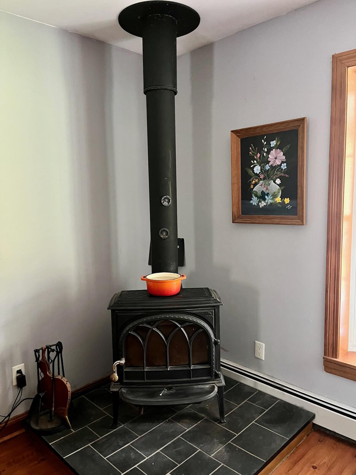71 Reynolds Road Brooks, ME 04921 - Photo 18 of 59 Dans stove