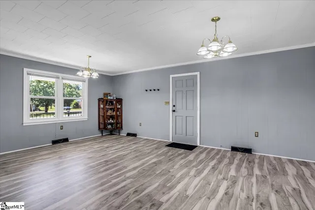 $230,000 | 207 Lynn Avenue, Laurens, SC 29360