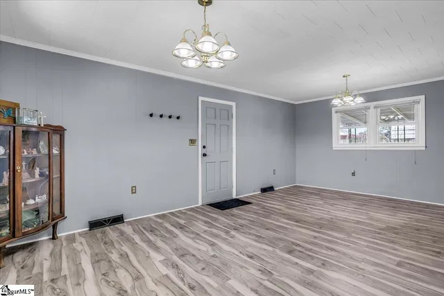 $230,000 | 207 Lynn Avenue, Laurens, SC 29360