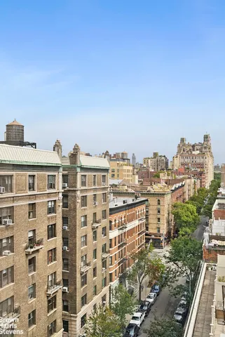 $2,000,000 | 2250 Broadway, Unit 10D | Upper West Side
