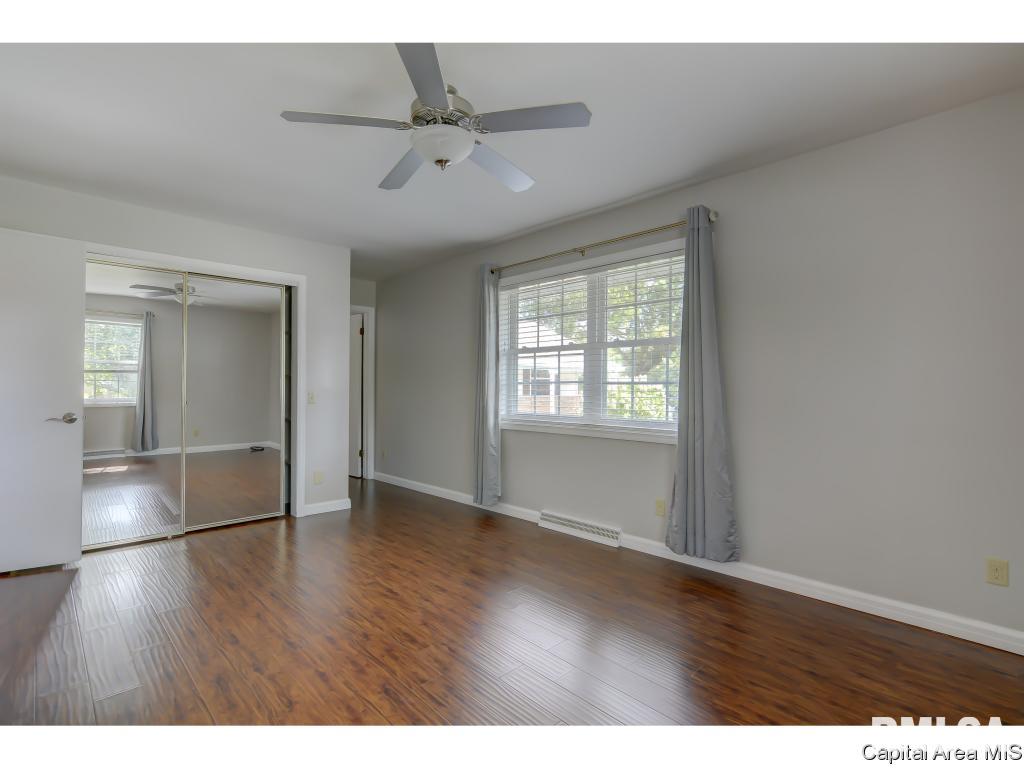 49 Inverness Road Springfield, IL 62704 - Photo 24 of 36