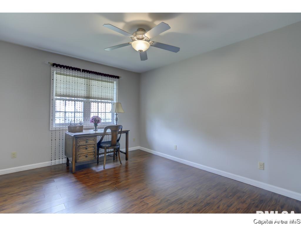 49 Inverness Road Springfield, IL 62704 - Photo 25 of 36