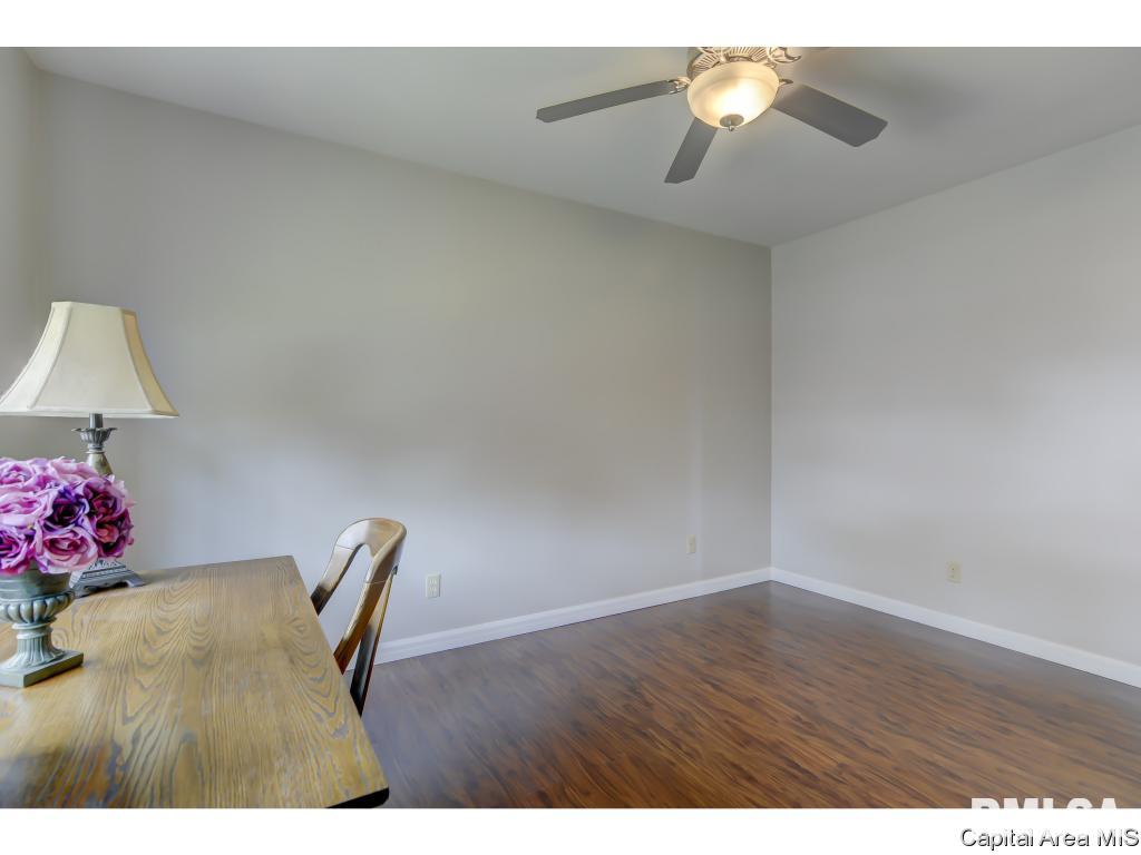 49 Inverness Road Springfield, IL 62704 - Photo 26 of 36
