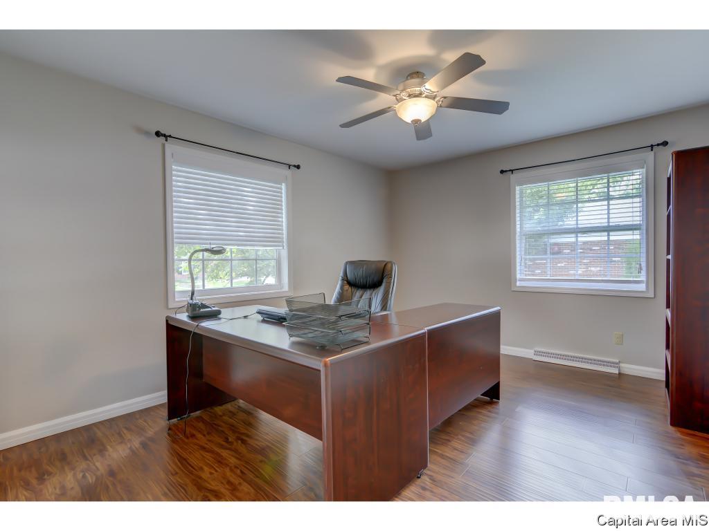 49 Inverness Road Springfield, IL 62704 - Photo 32 of 36