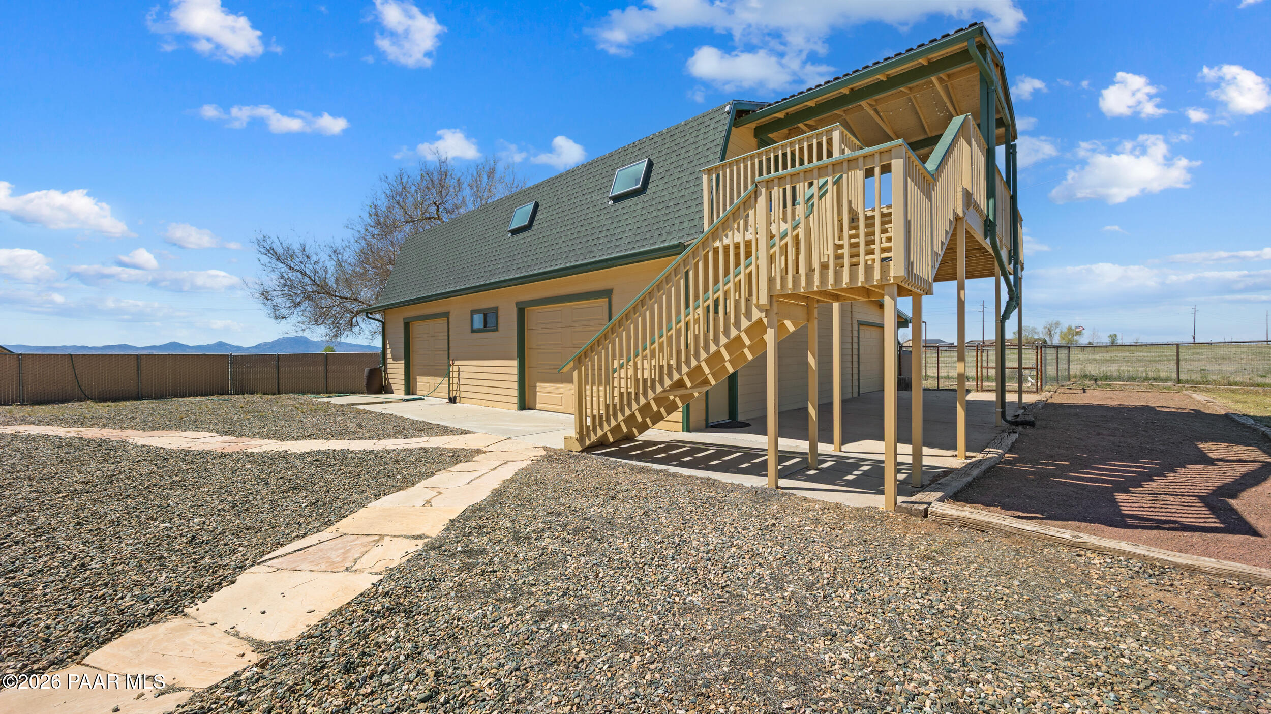 9605 North Coyote Springs Road Prescott Valley, AZ 86315 - Photo 31 of 44 Garage/Guest House