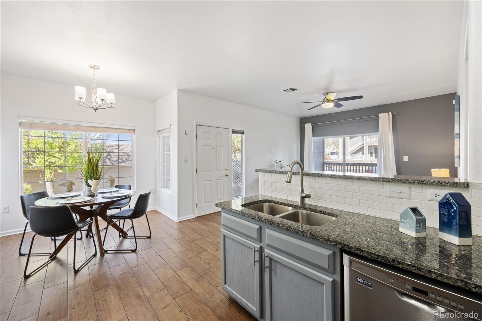 8405 Pebble Creek Way, Unit 104 Highlands Ranch, CO 80126 - Photo 15 of 40