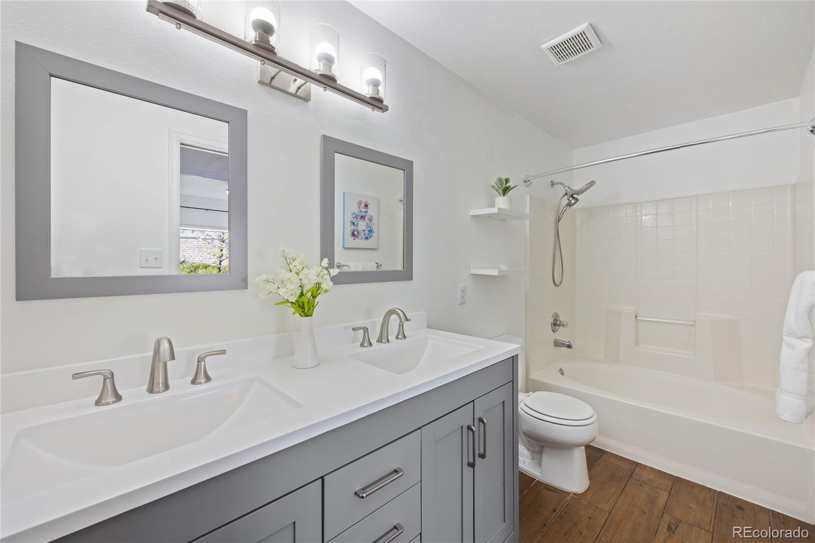8405 Pebble Creek Way, Unit 104 Highlands Ranch, CO 80126 - Photo 30 of 40
