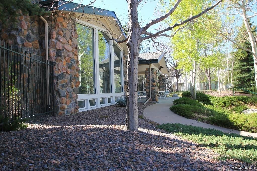 8405 Pebble Creek Way, Unit 104 Highlands Ranch, CO 80126 - Photo 36 of 40