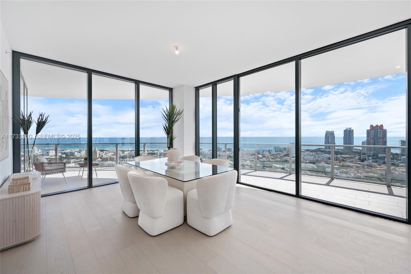500 Alton Road, Unit 3201 Miami Beach, FL 33139 - Photo 13 of 37