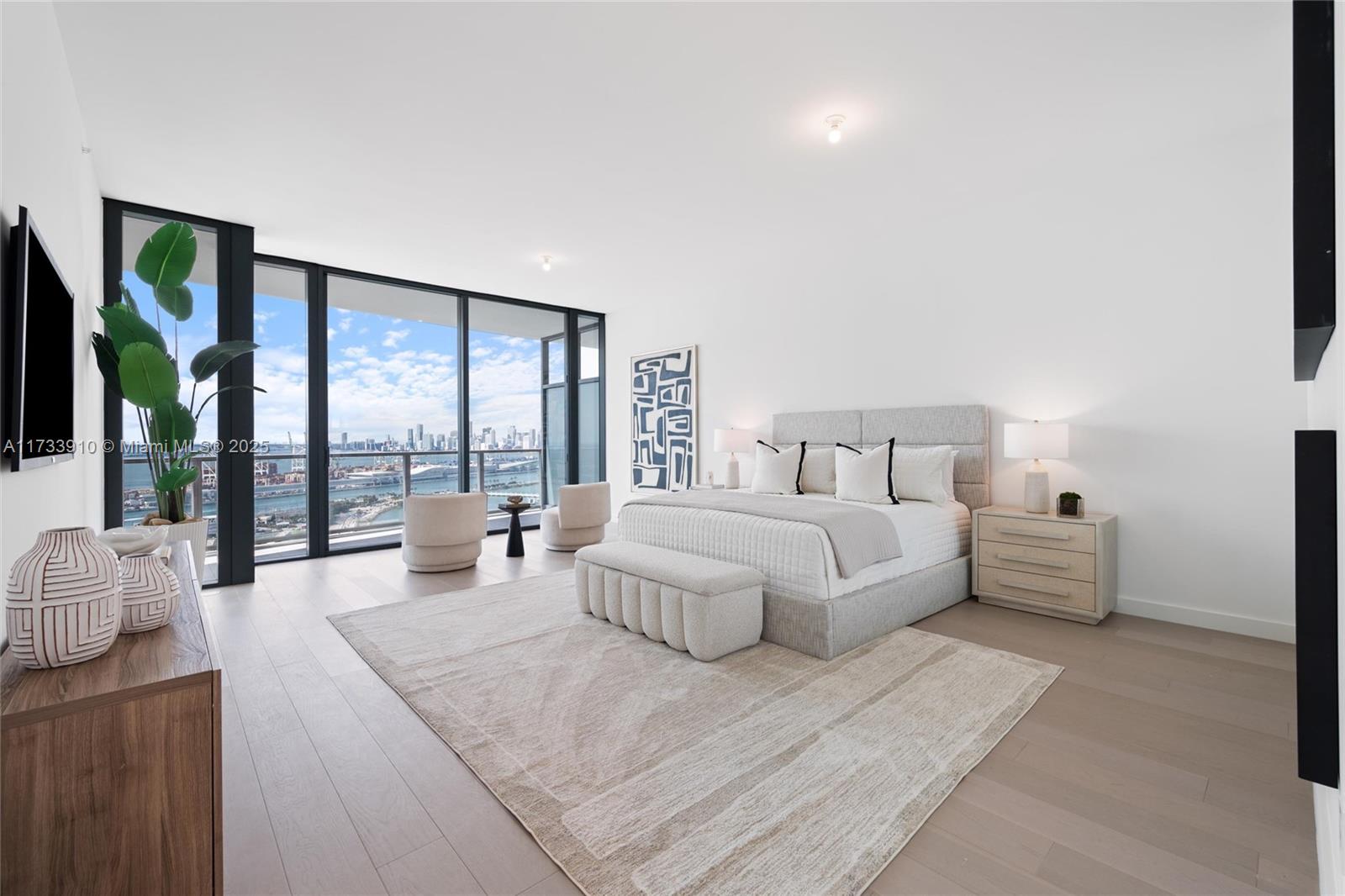 500 Alton Road, Unit 3201 Miami Beach, FL 33139 - Photo 18 of 37