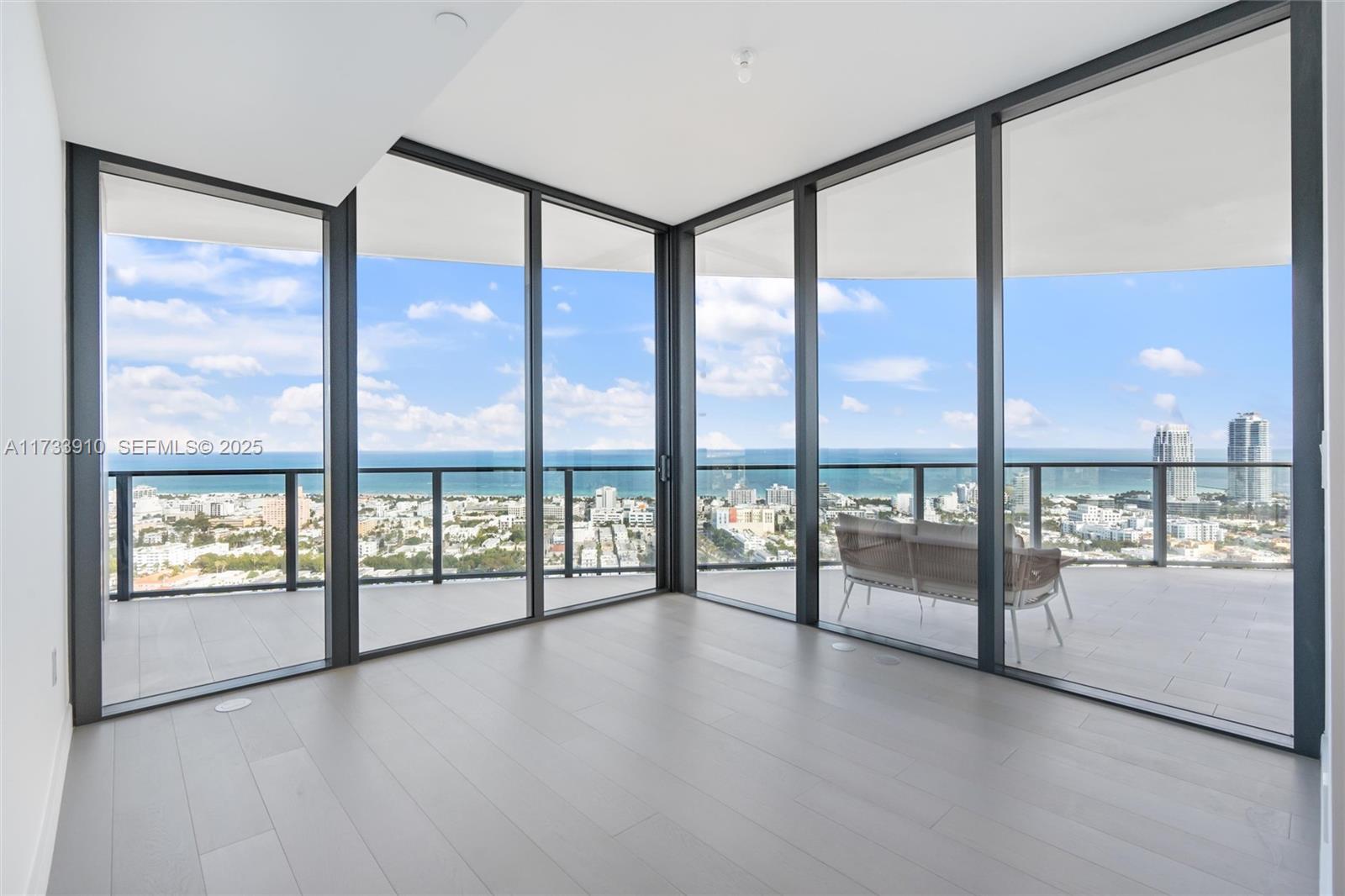 500 Alton Road, Unit 3201 Miami Beach, FL 33139 - Photo 26 of 37