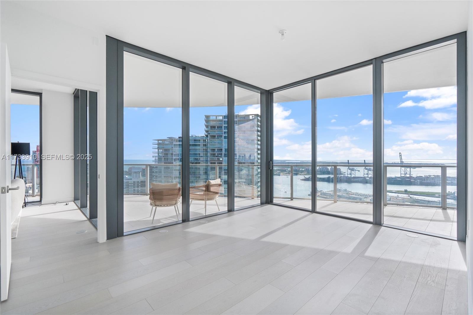 500 Alton Road, Unit 3201 Miami Beach, FL 33139 - Photo 27 of 37