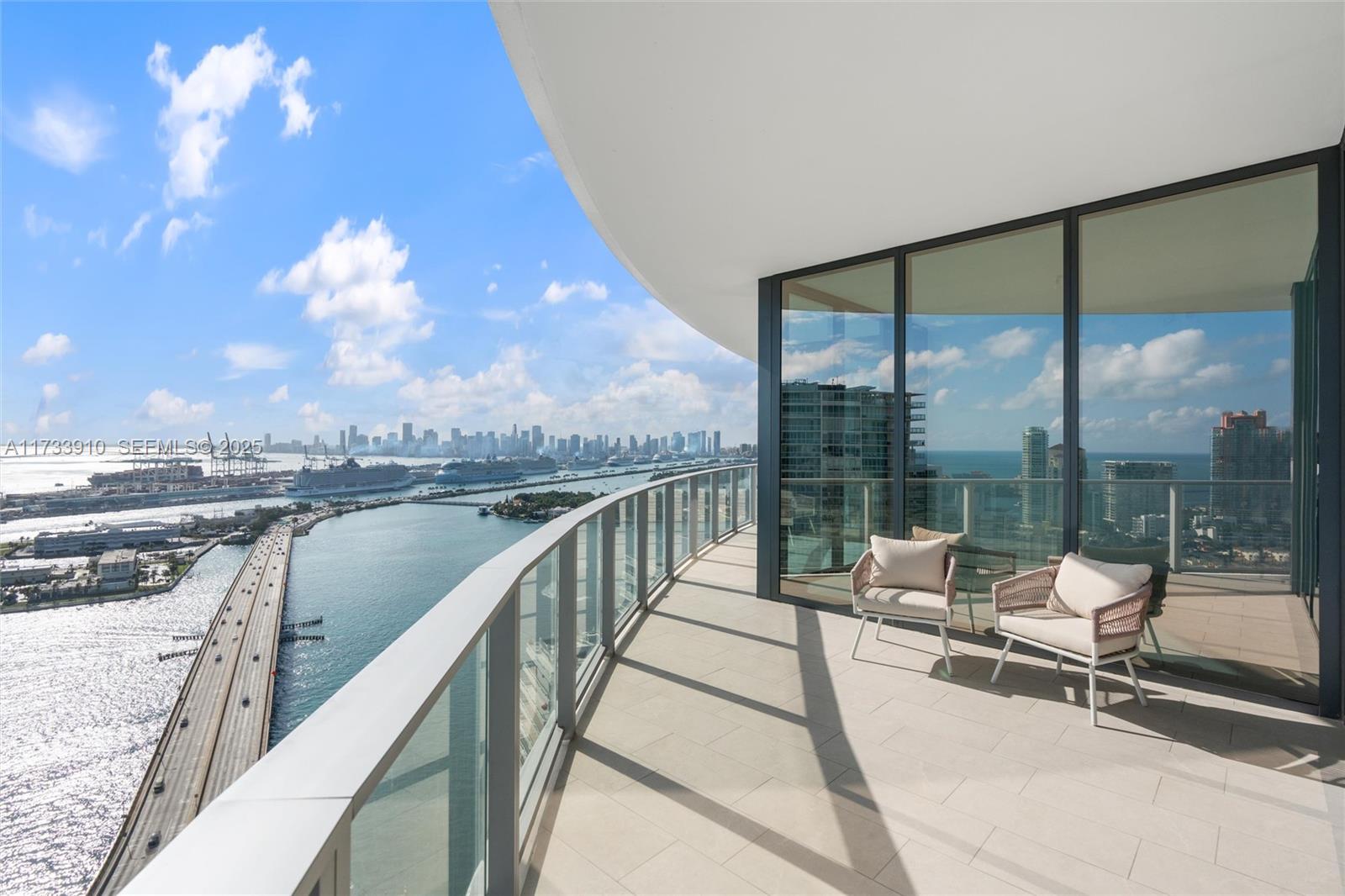 500 Alton Road, Unit 3201 Miami Beach, FL 33139 - Photo 31 of 37