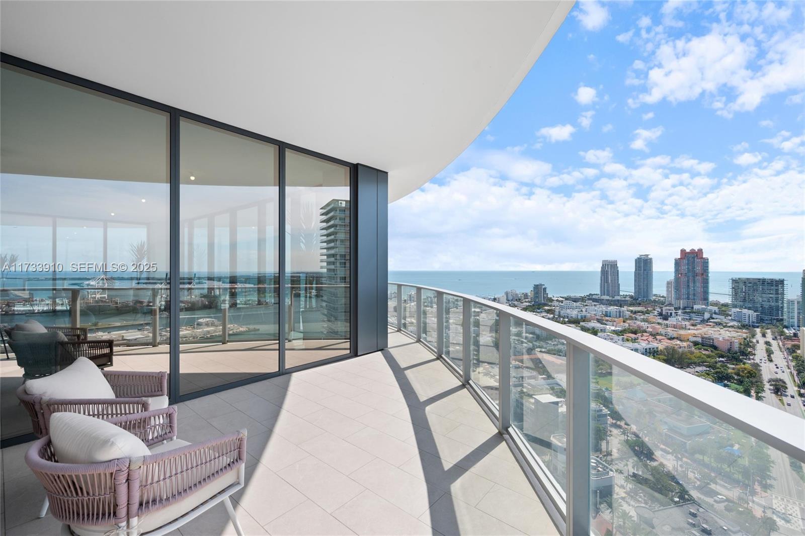 500 Alton Road, Unit 3201 Miami Beach, FL 33139 - Photo 32 of 37