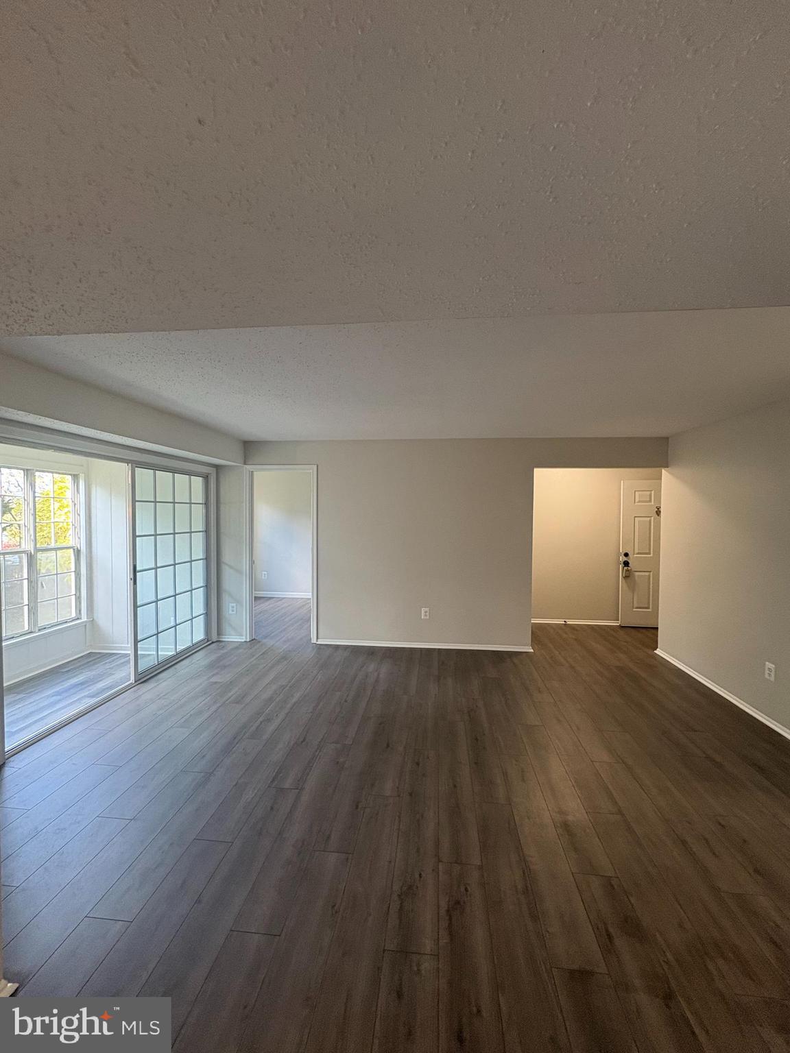 118 Fort Evans Road Southeast, Unit C Leesburg, VA 20175 - Photo 10 of 22 Formal Living Room
