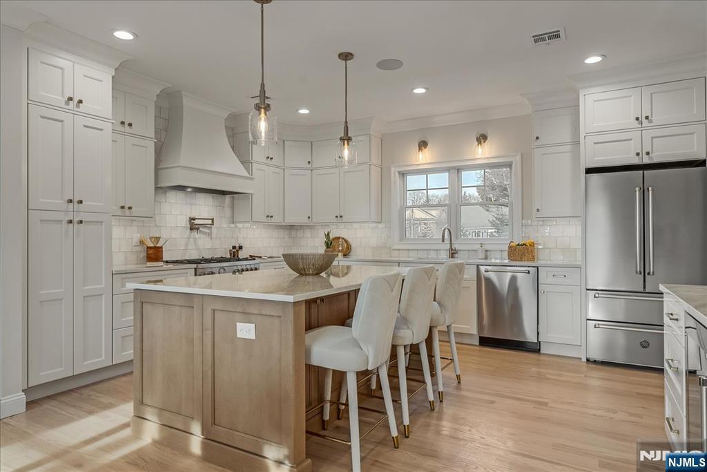 11 Laurel Place Fairfield, NJ 07004 - Photo 20 of 46