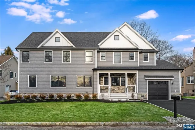$1,100,000 | 11 Laurel Place, Fairfield, NJ 07004