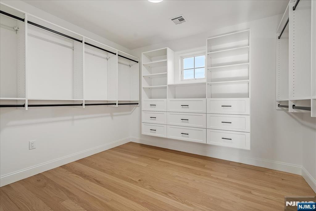 11 Laurel Place Fairfield, NJ 07004 - Photo 30 of 46