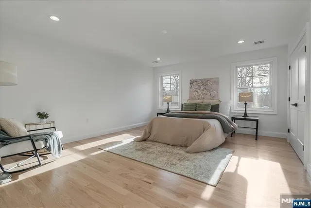 $1,100,000 | 11 Laurel Place, Fairfield, NJ 07004