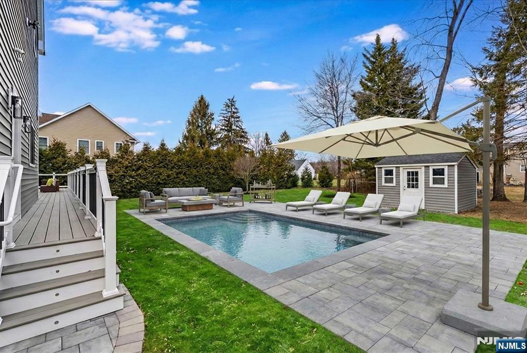 11 Laurel Place Fairfield, NJ 07004 - Photo 41 of 46