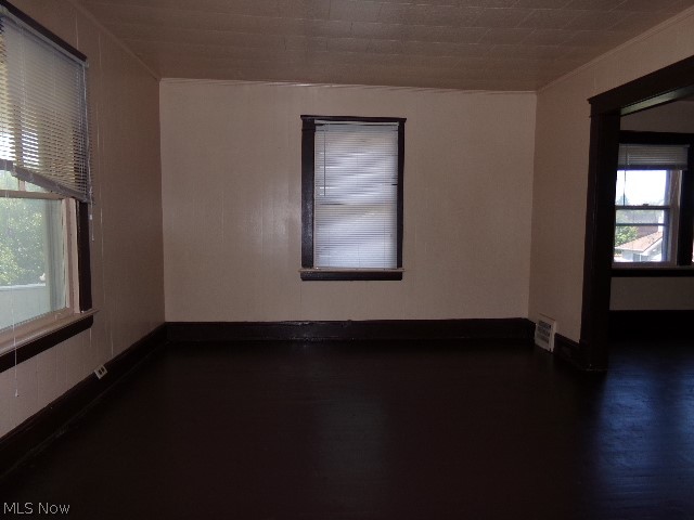 845-847 Royal Road Cleveland, OH 44110 - Photo 8 of 20 Gallery Image 8