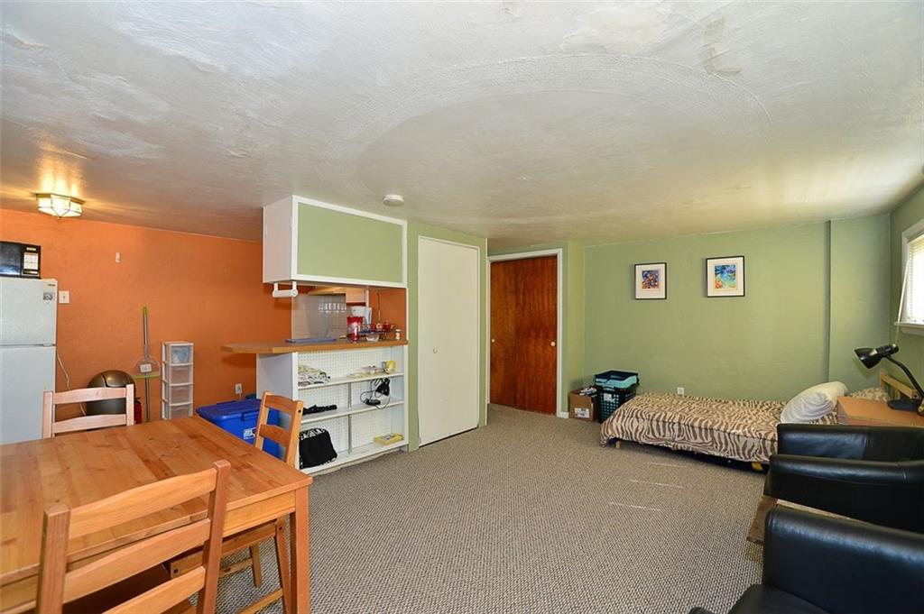 6427 Landview Road Pittsburgh, PA 15217 - Photo 14 of 14 Apartment above garage