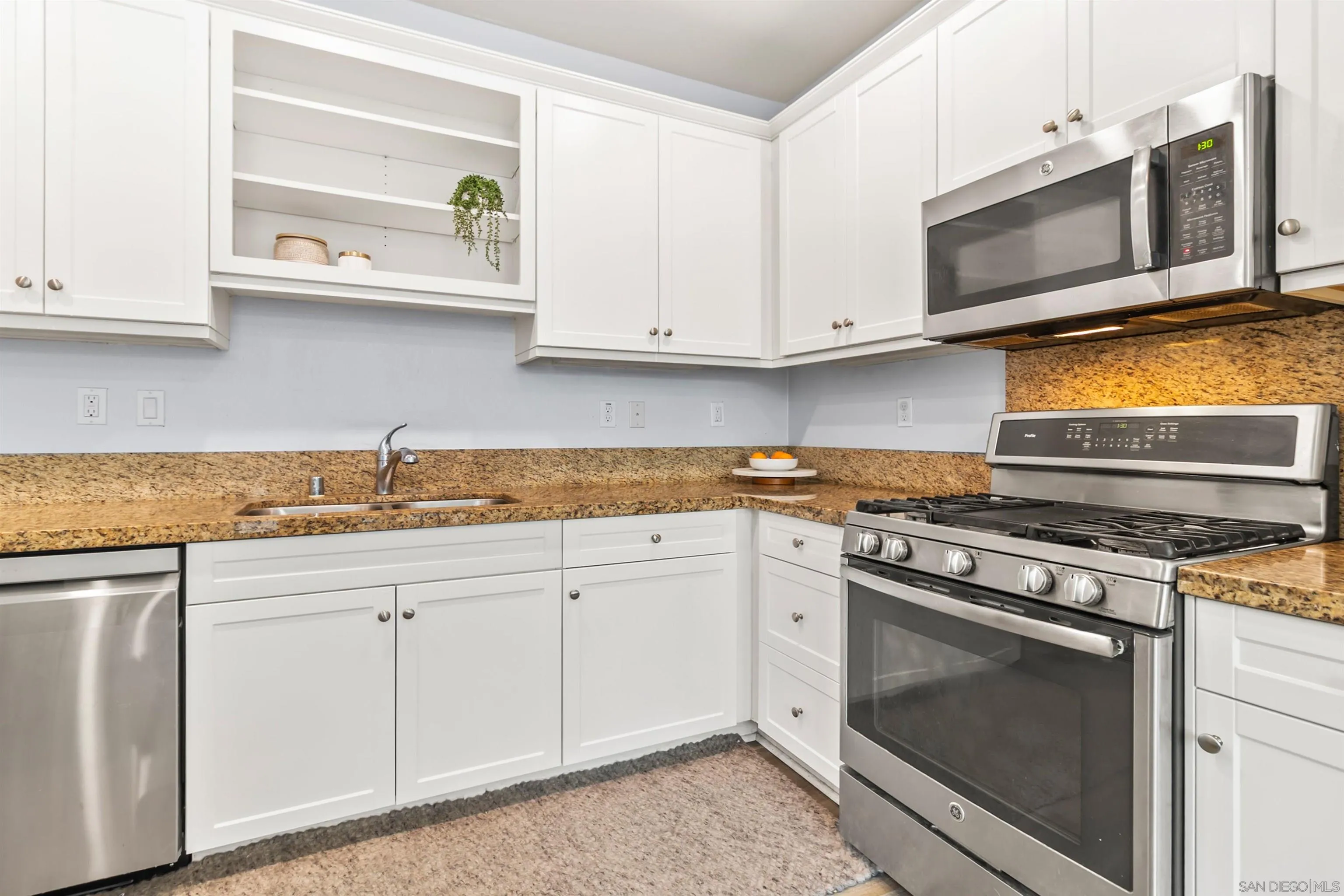 2754 Silver Medal Road, Unit 5 Chula Vista, CA 91915 - Photo 11 of 38