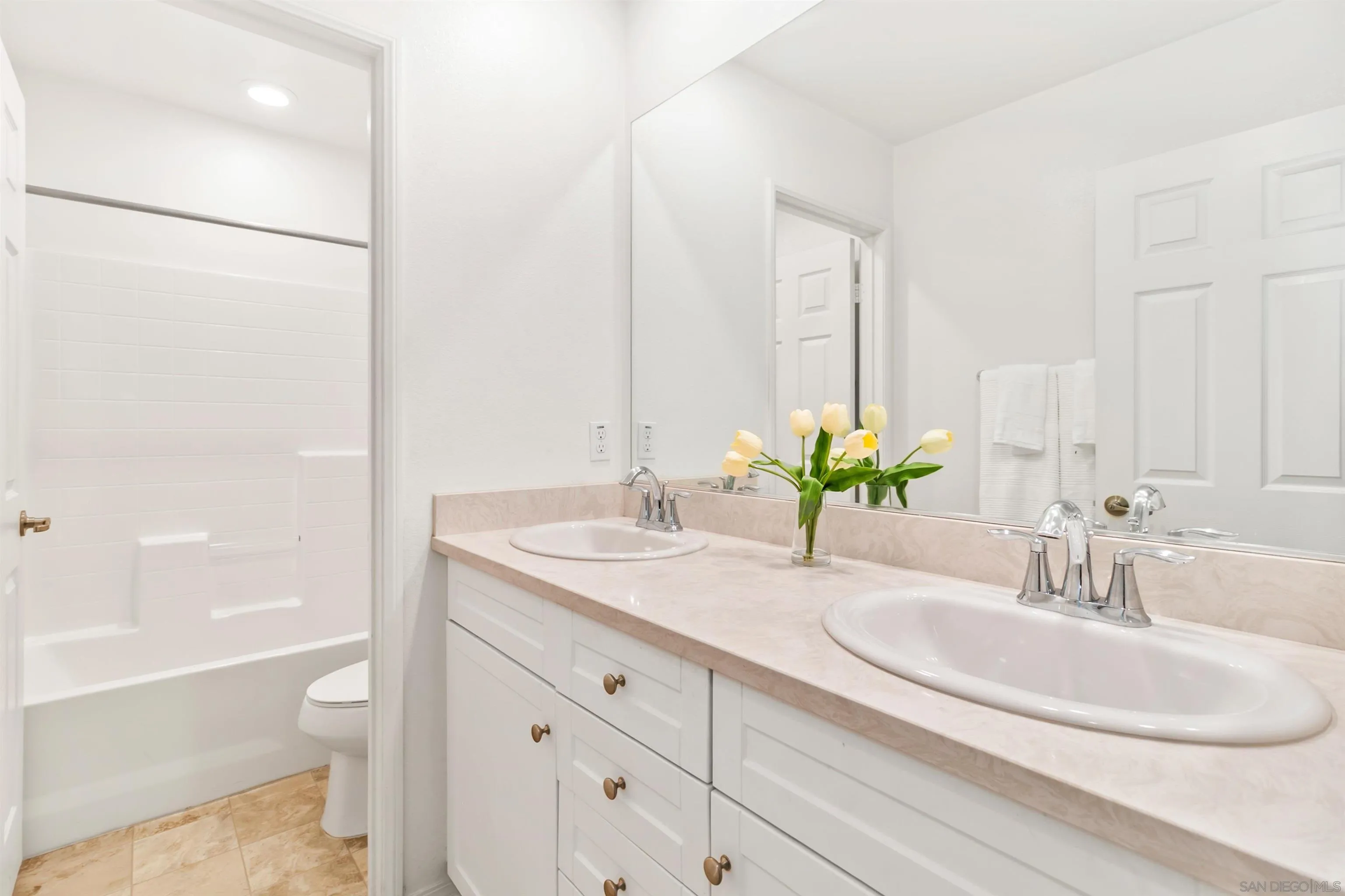 2754 Silver Medal Road, Unit 5 Chula Vista, CA 91915 - Photo 21 of 38
