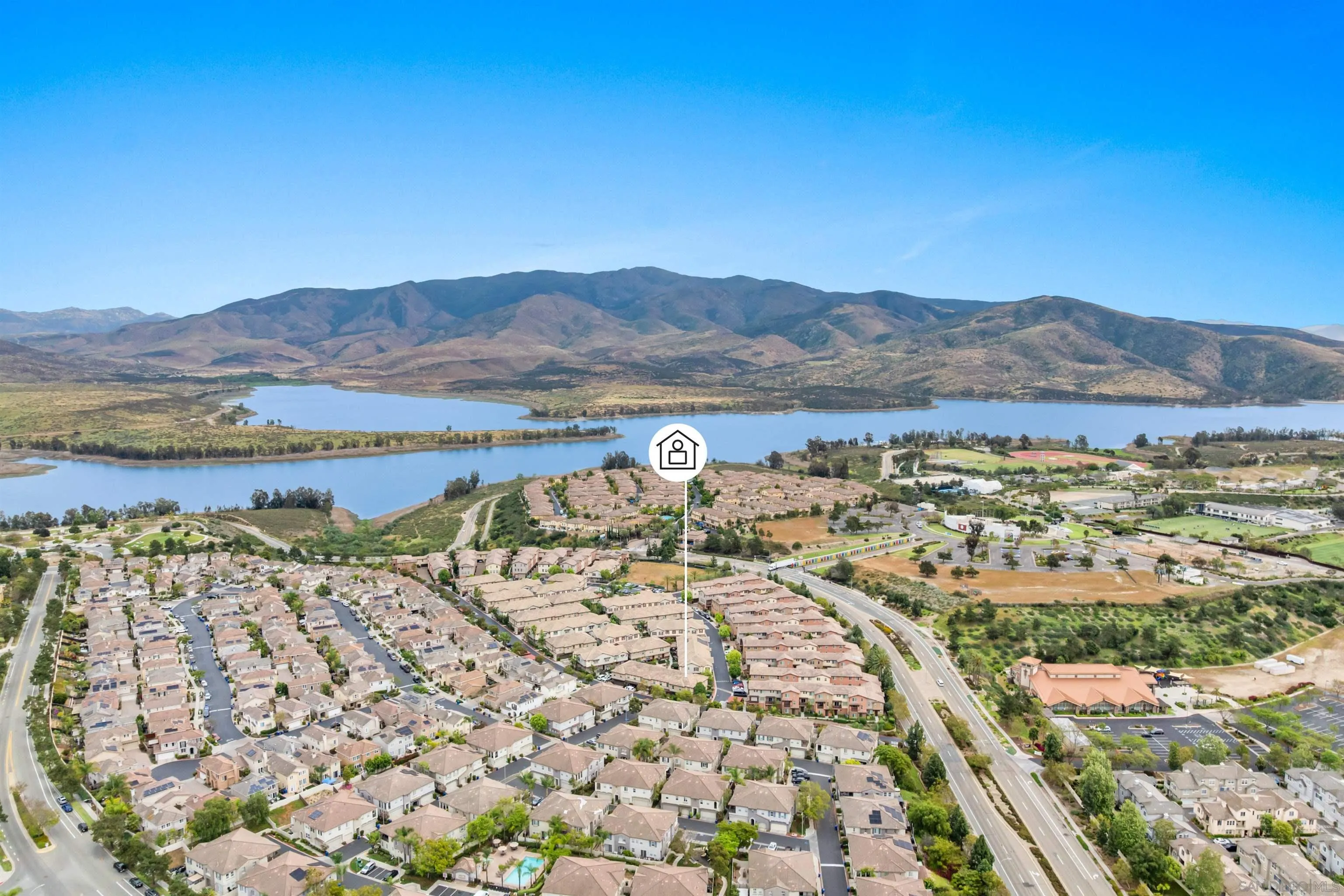 2754 Silver Medal Road, Unit 5 Chula Vista, CA 91915 - Photo 4 of 38