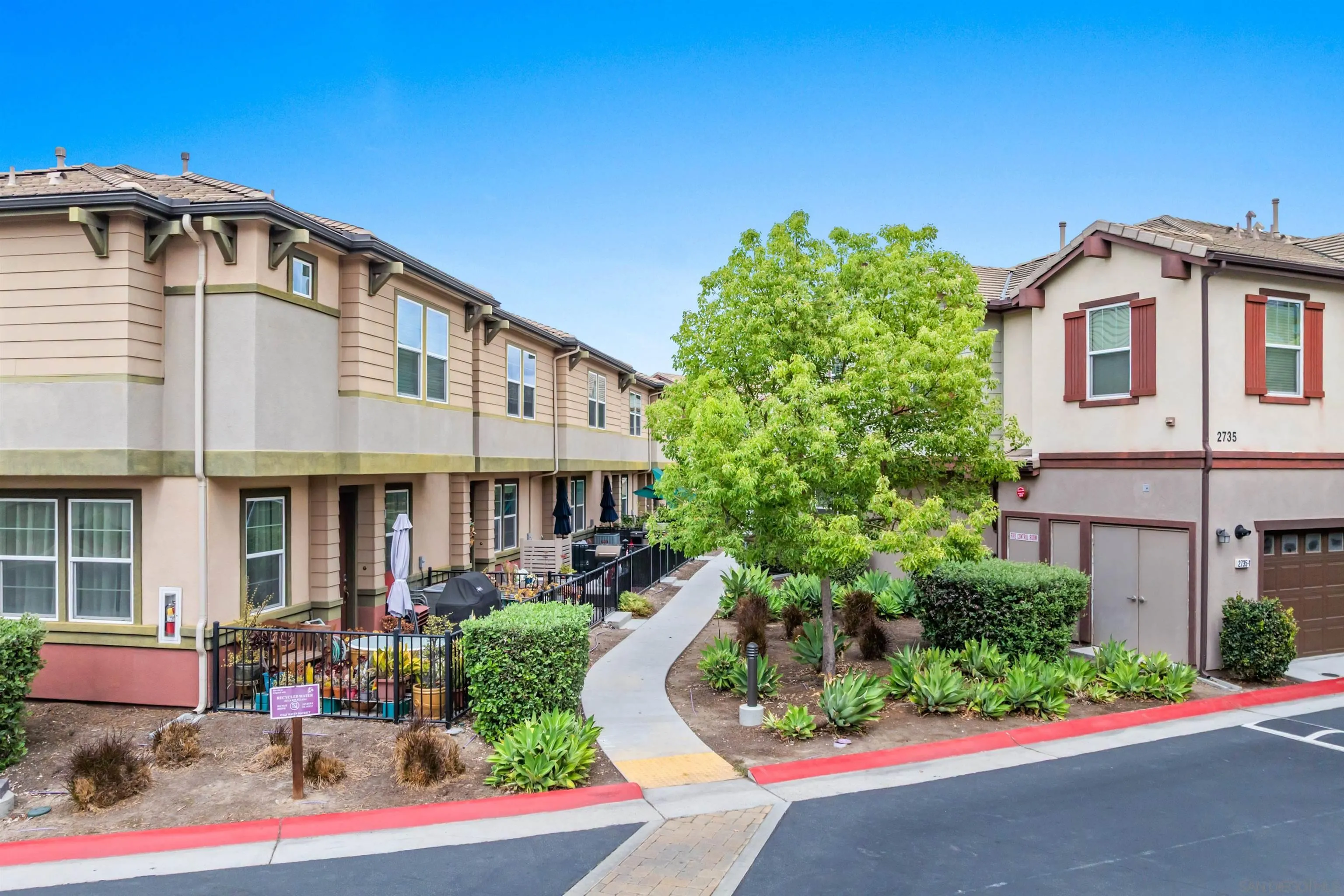 2754 Silver Medal Road, Unit 5 Chula Vista, CA 91915 - Photo 5 of 38