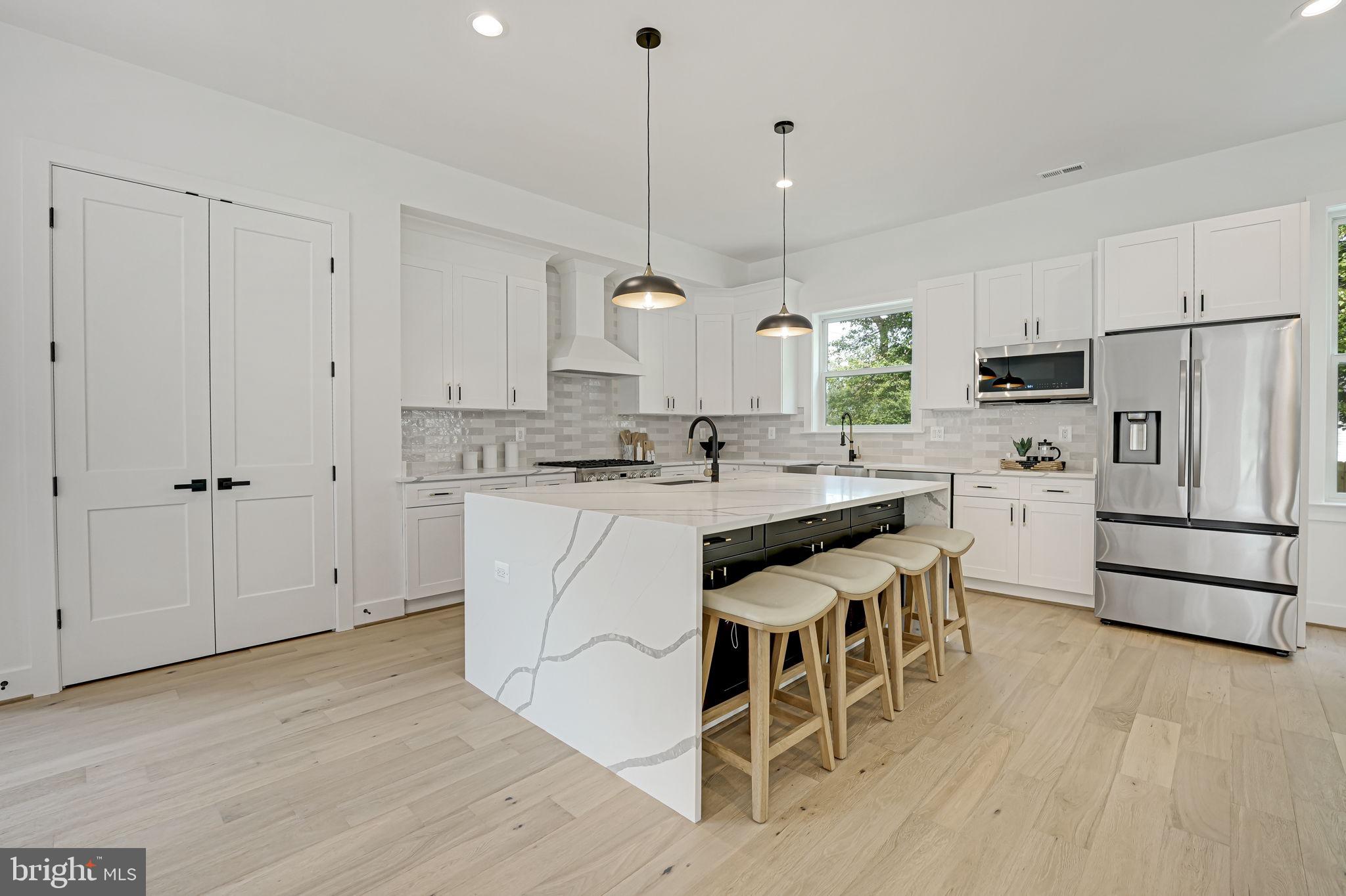 8106 Drayton Lane Springfield, VA 22151 - Photo 17 of 68