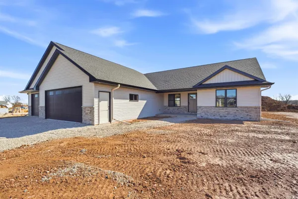 $599,900 | 2645 Cornell Aveenue, Neenah, WI 54956