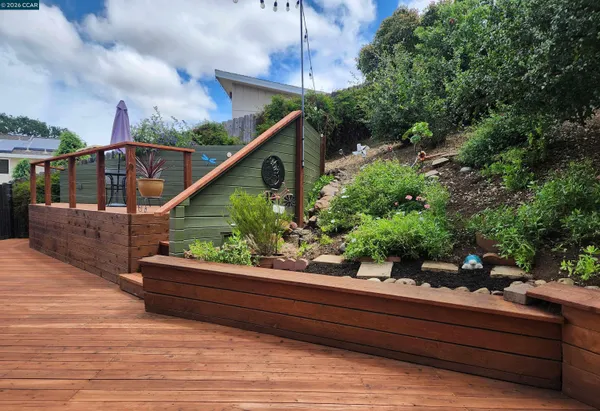 $1,398,000 | 5530 Merritt Drive, Concord, CA 94521