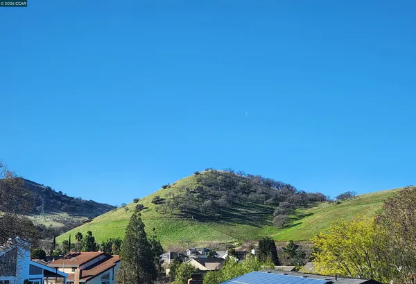 $1,398,000 | 5530 Merritt Drive, Concord, CA 94521