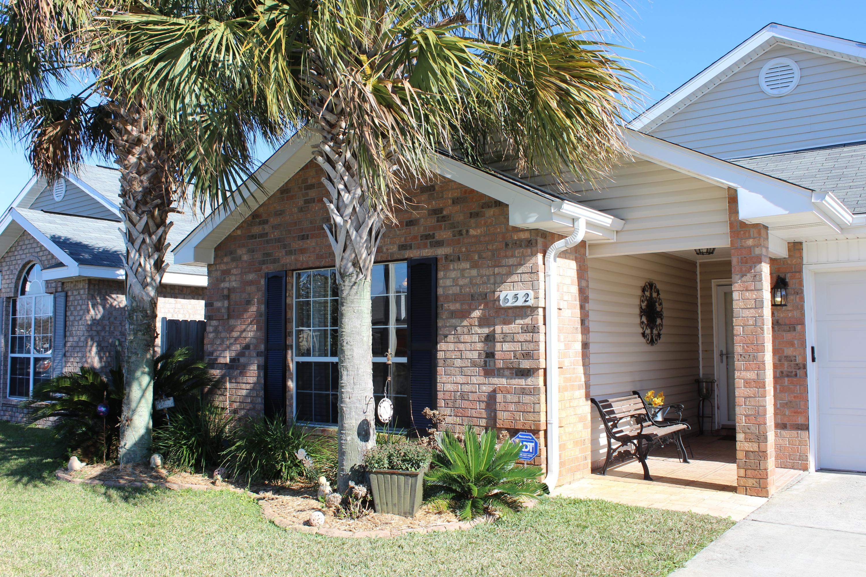 652 Randall Roberts Road Fort Walton Beach, FL 32547 - Photo 3 of 46 IMG_1949