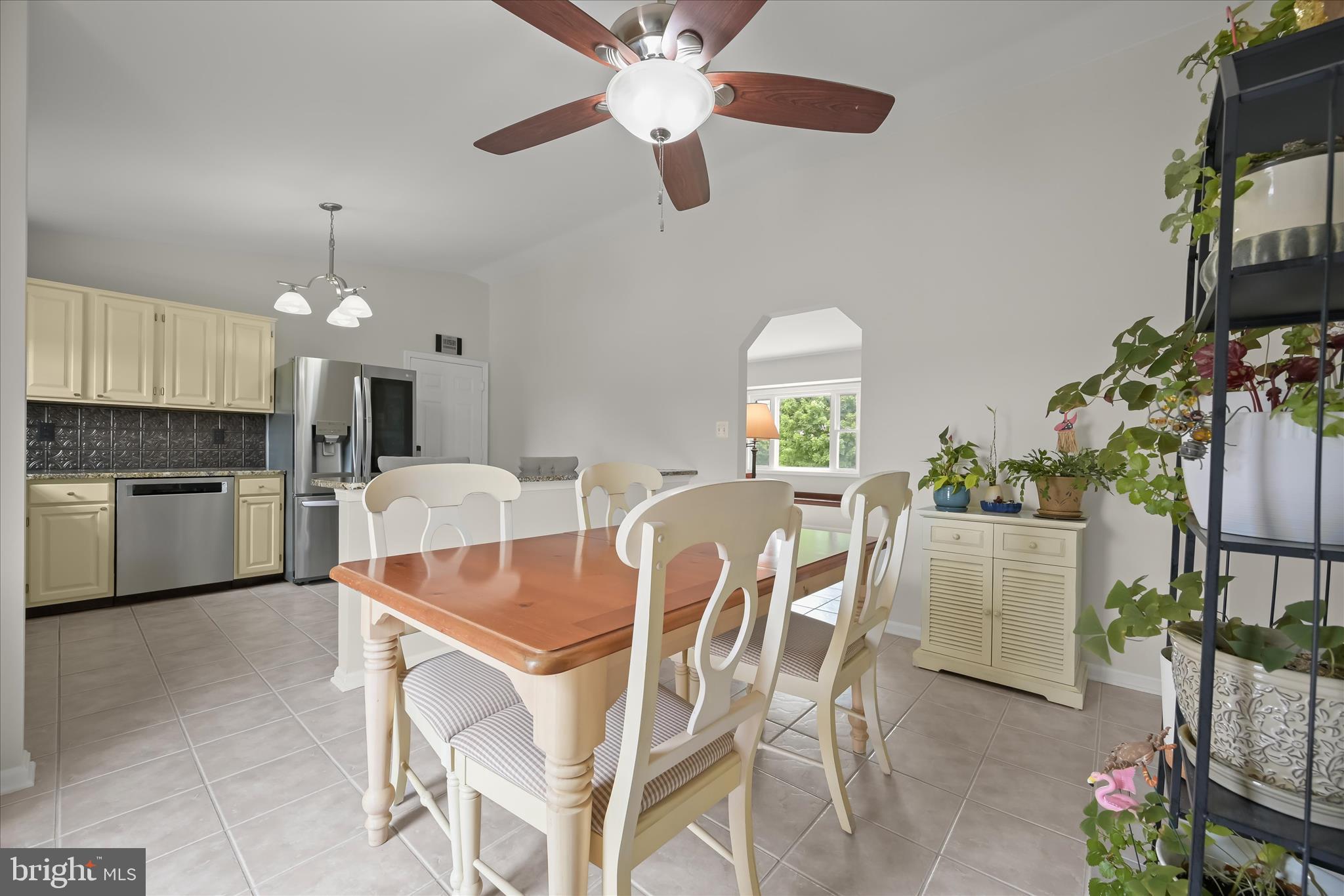 2661 Dotsons Ridge Road Mount Airy, MD 21771 - Photo 10 of 62 Dining Room